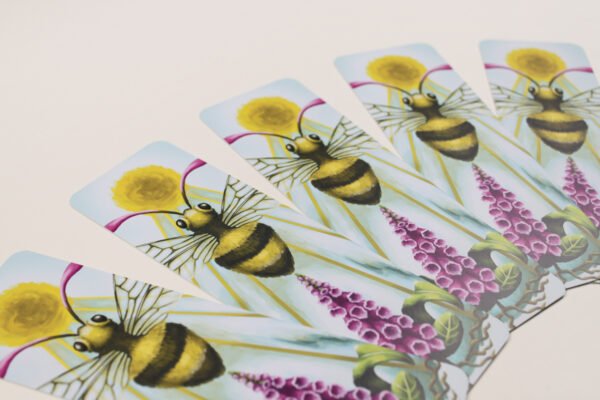 Five fanned out bookmarks showing the digital Painting named “Sacro Nectare” by artist and illustrator Imogen Smid